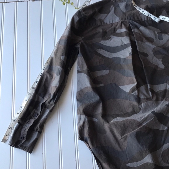 Madewell top camo button up shirt brown taupe grey - Picture 9 of 10